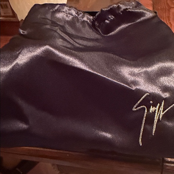 Black Belt with Silver Buckle suede material - Picture 2 of 10